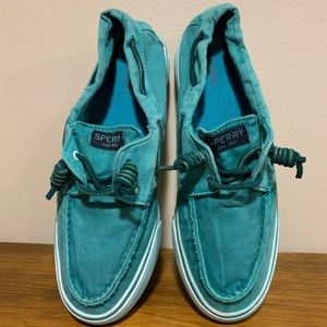 Women’s Sperry Topsider fabric loafers. Size 7